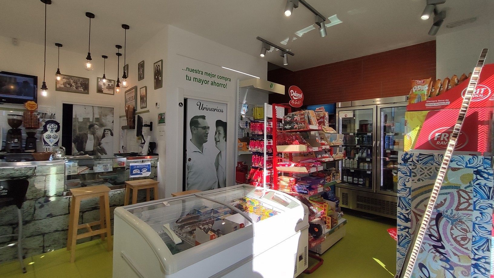 Gasolinera Cafeteria-tienda Carcedoil